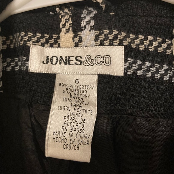 Jones & Co coat - Picture 3 of 6